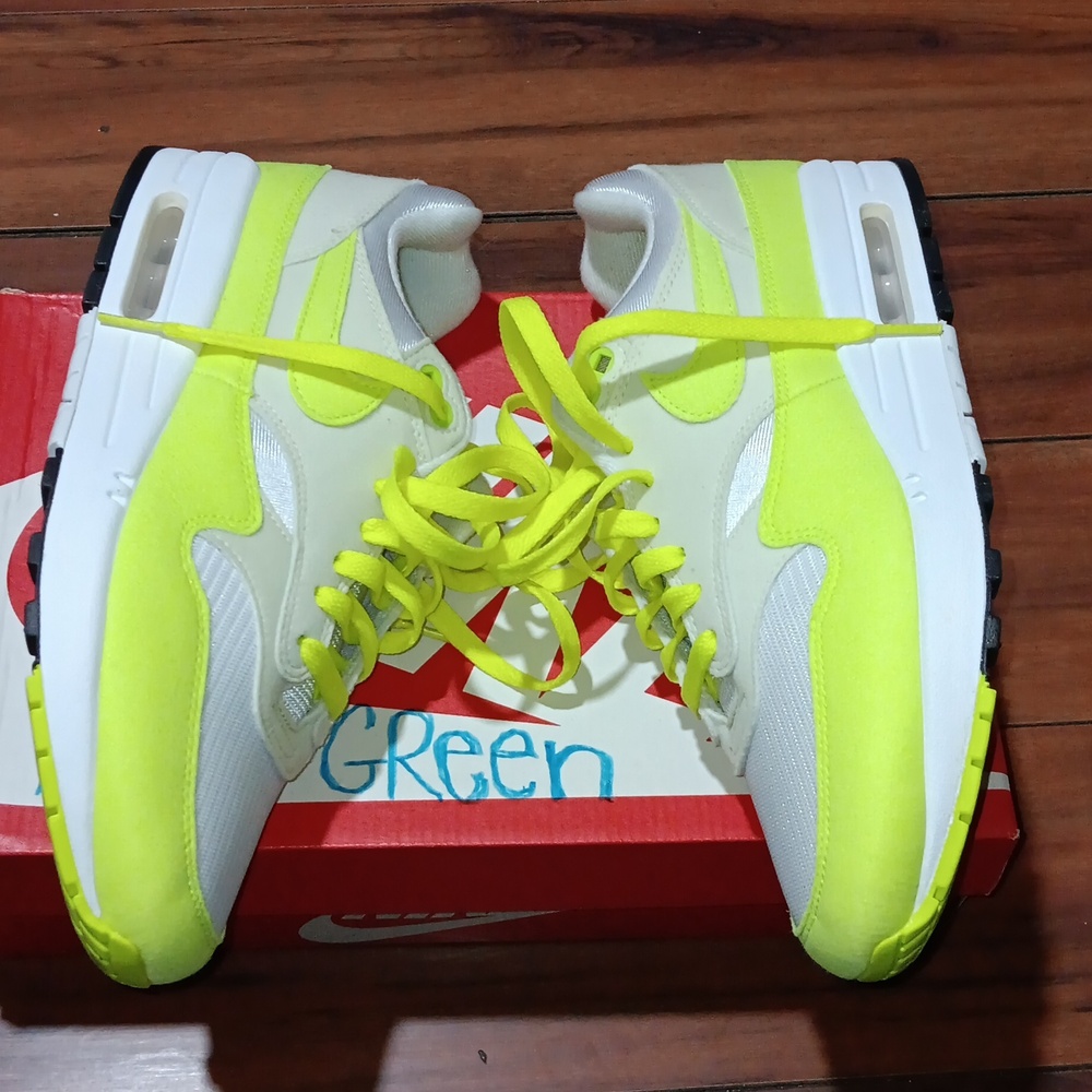 NIKE AIRMAX 1 VOLT - Picture 2 of 4